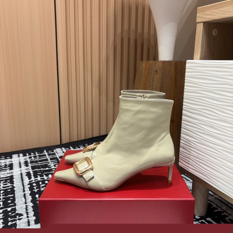 roger u1u1er boots